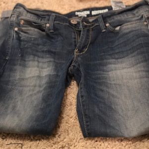 Denizen size 7 boyfriend jeans